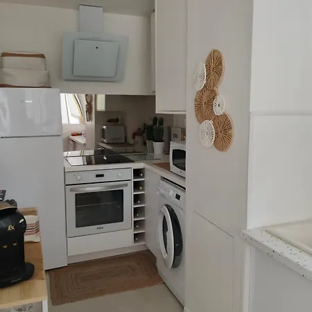 T2 Loggia Et Piscine *