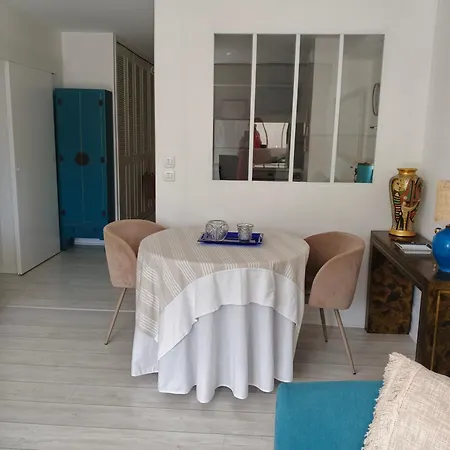 T2 Loggia Et Piscine